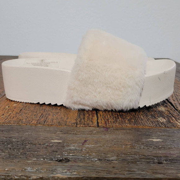 Liliana Faux Fur Platform Slides